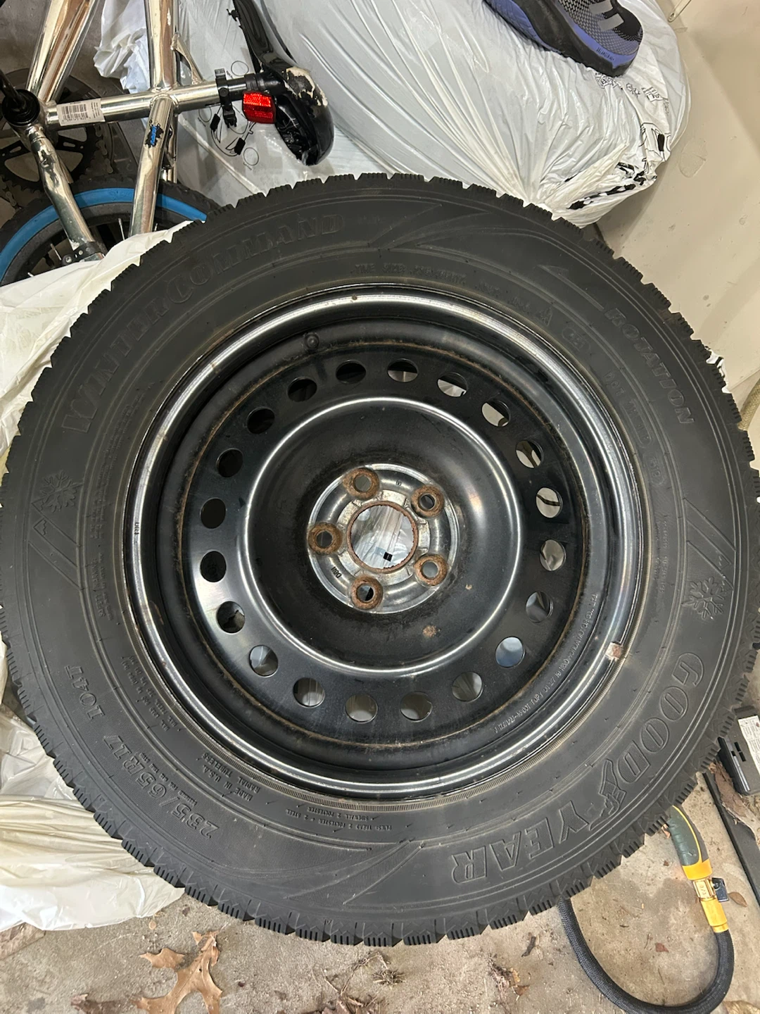 Goodyear WinterCommand Tire 235/65R17 - photo 3