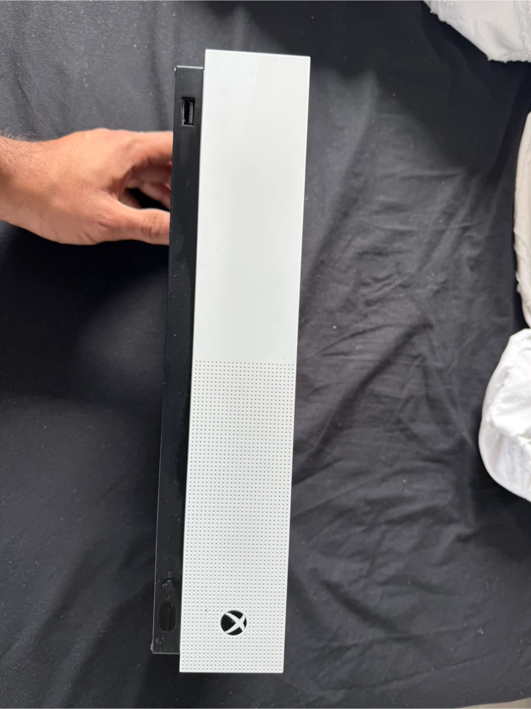 Xbox One S All-Digital Edition Console - photo 5