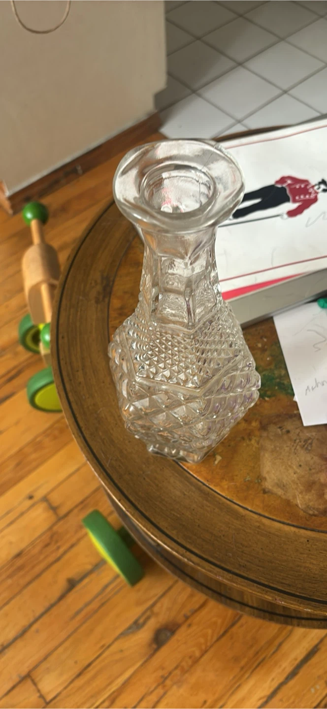 Clear Glass Decorative Vase - photo 3