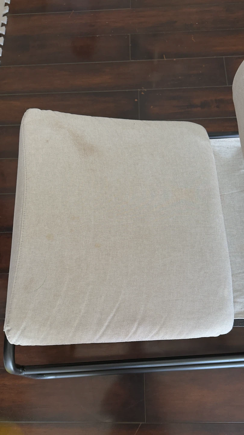 Minimalist Beige Lounge Chair IKEA - photo 4