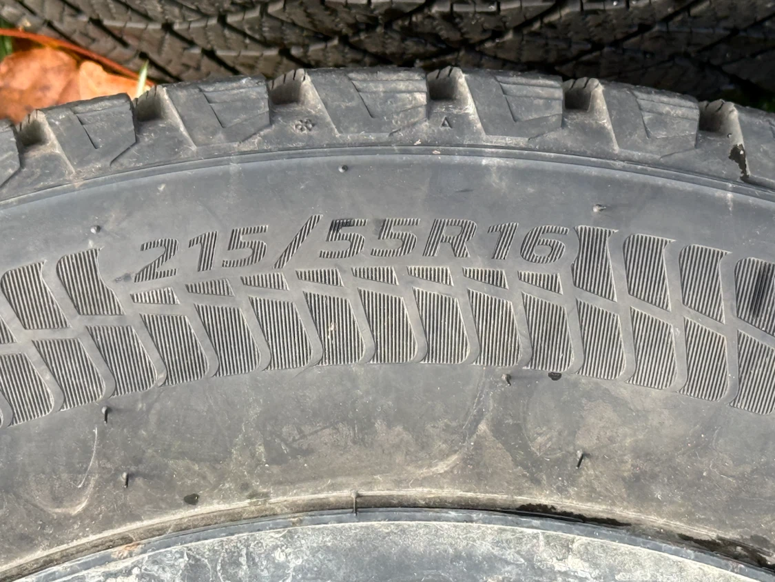 4 Motomaster Winter Edge II Tires 215/55R16 - photo 5