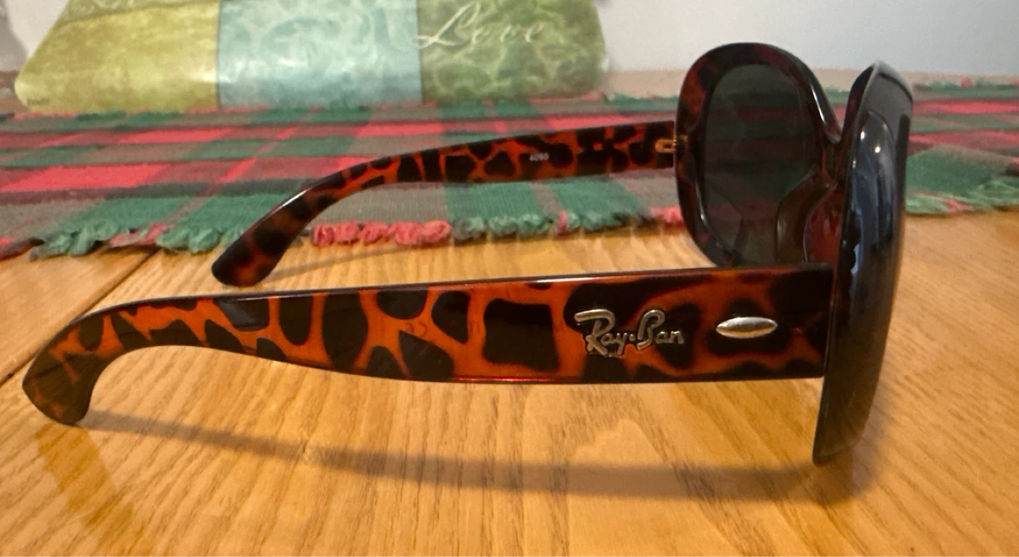Ray-Ban Tortoiseshell Sunglasses - photo 2