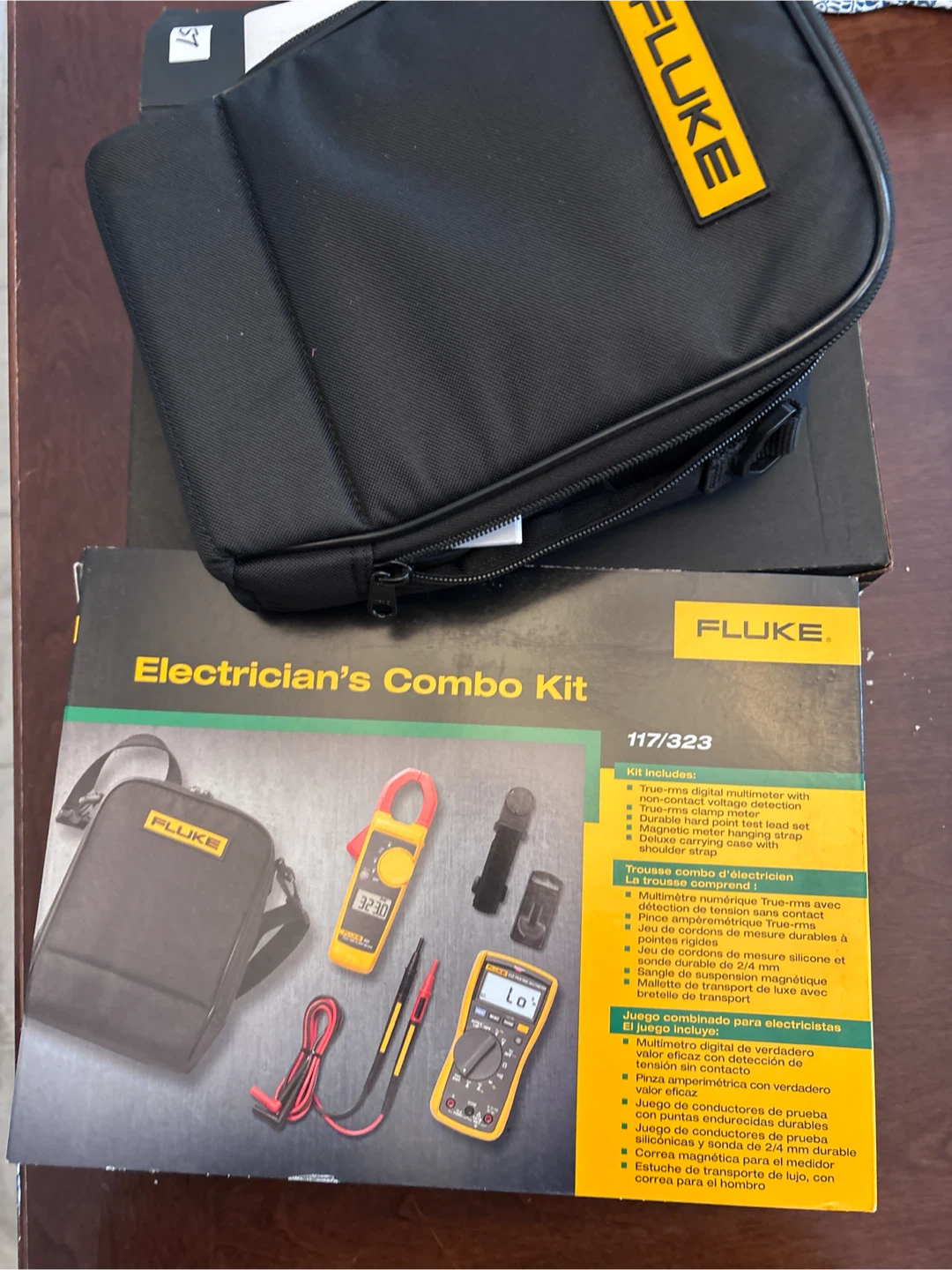 Fluke 117/323 Electrician's Combo Kit - photo 3