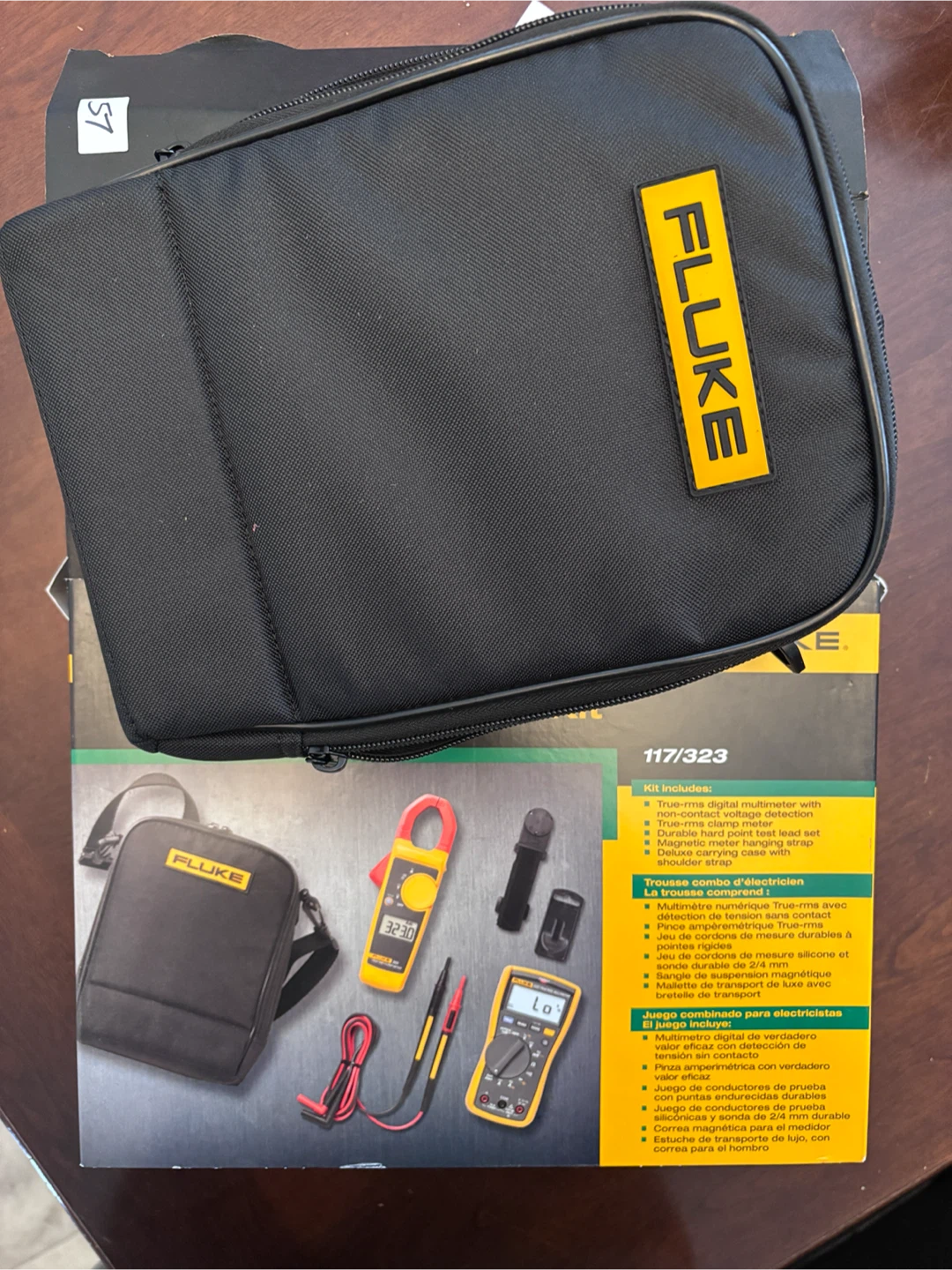 Fluke 117/323 Electrician's Combo Kit - photo 4