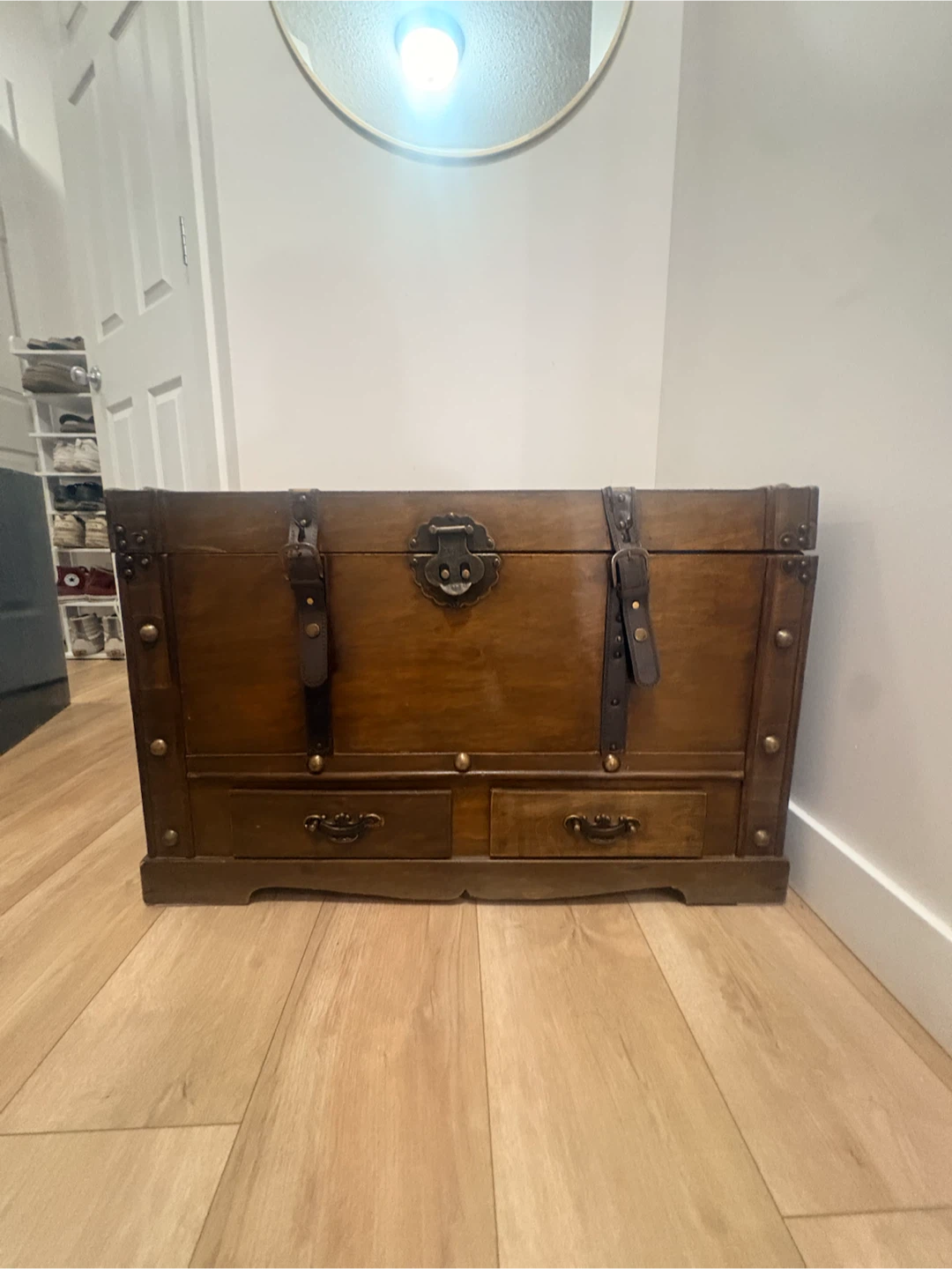 Vintage Style Wooden Storage Chest - photo 2