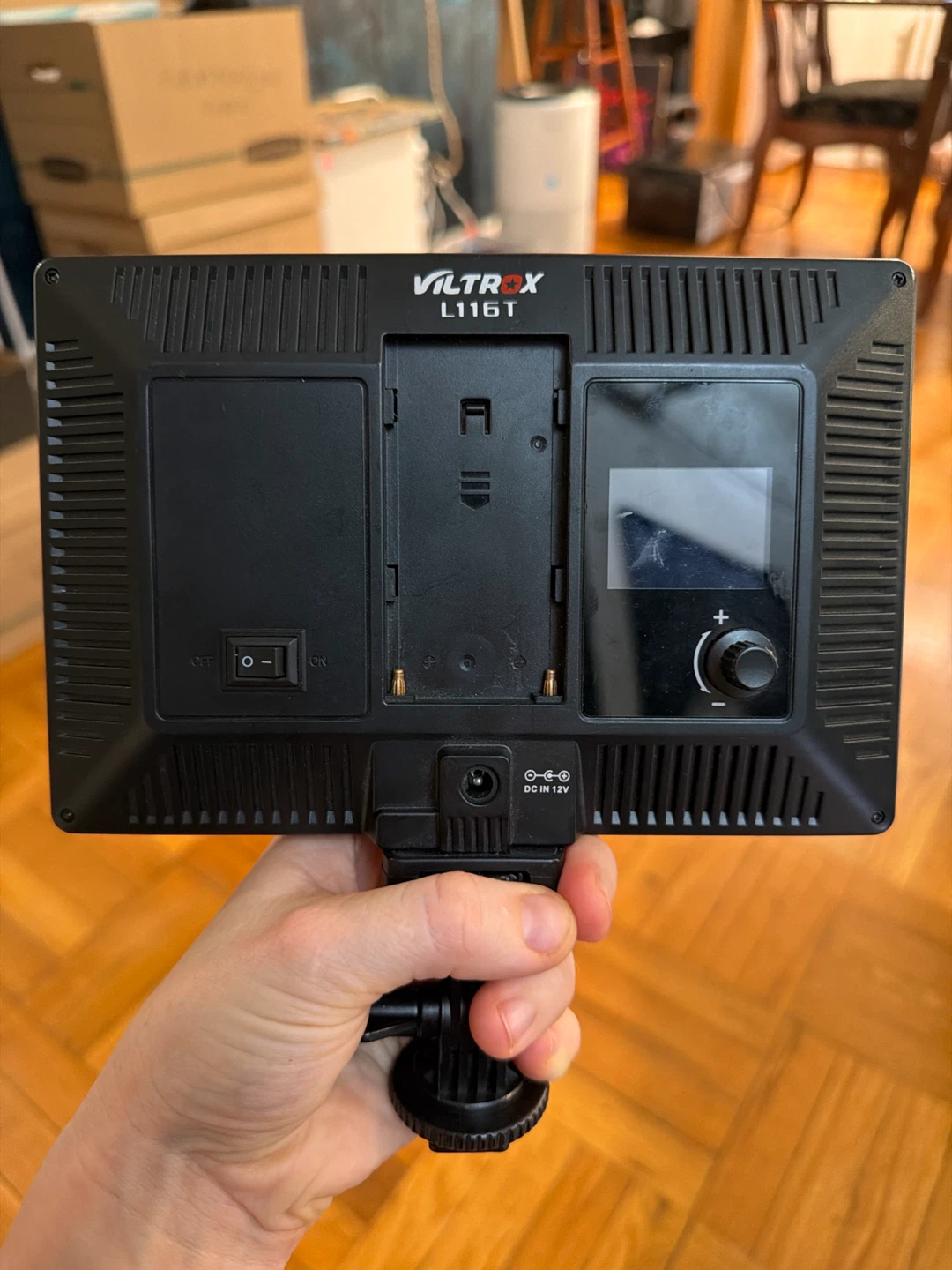 Viltrox L116T LED Light Panel + battery and charger - photo 2
