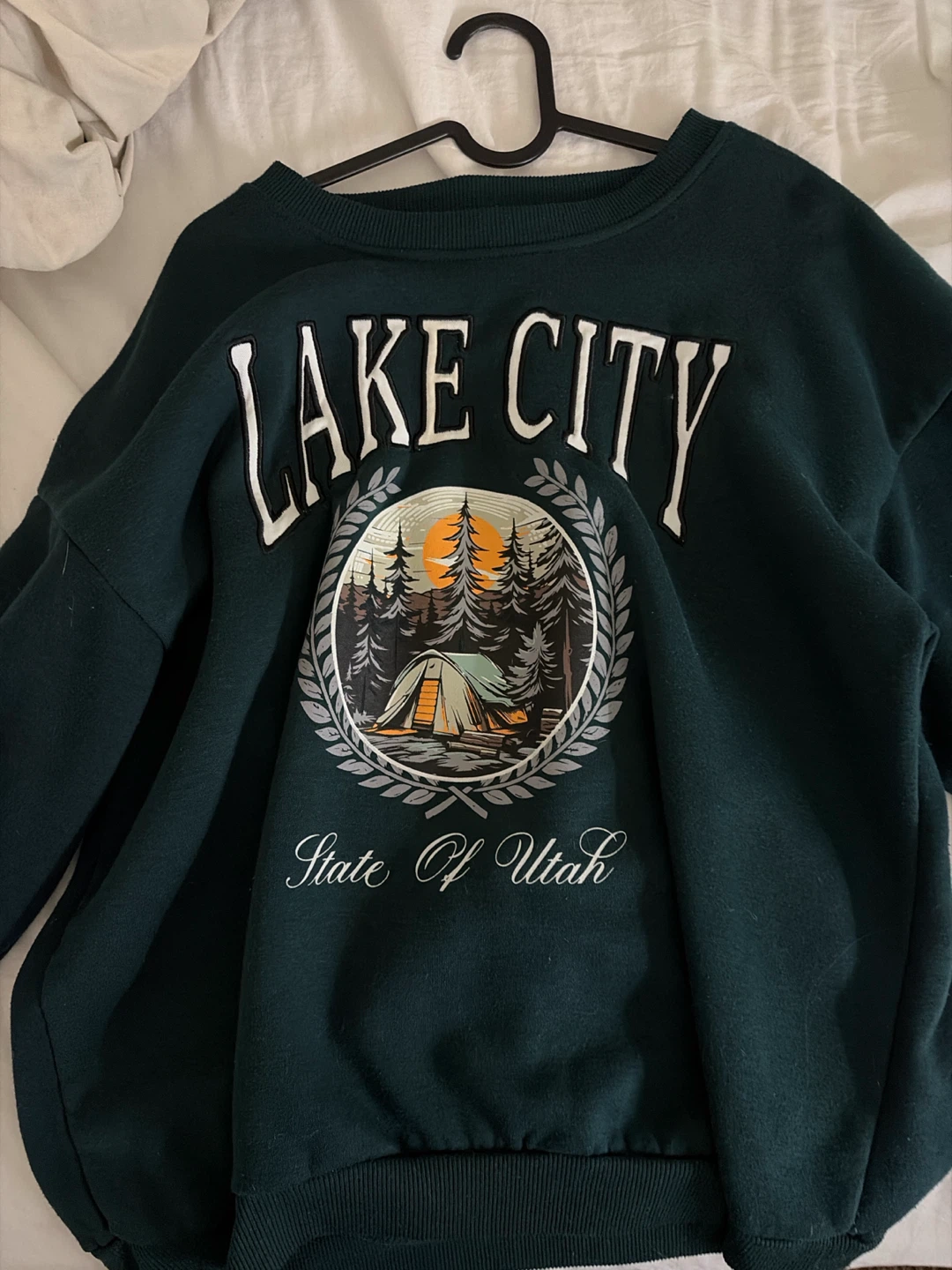 Lake City State of Utah Graphic Crewneck Sweatshirt