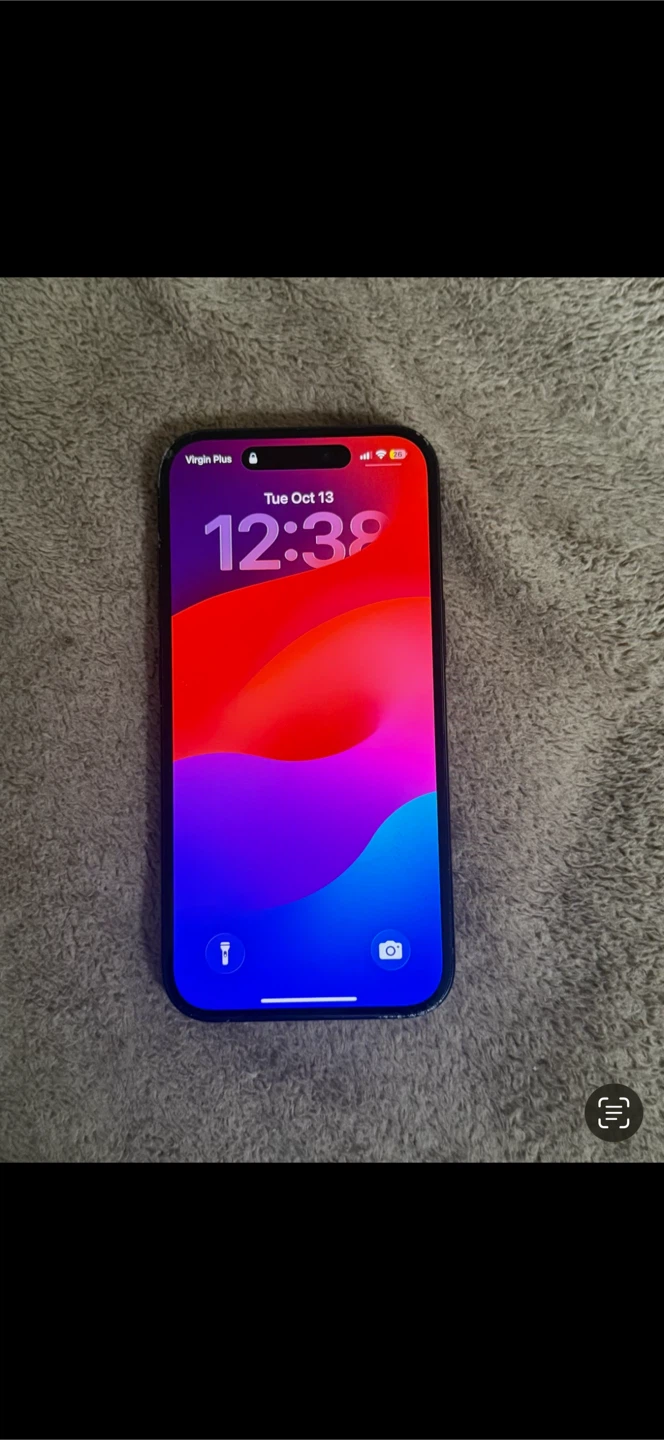 iPhone 15 - photo 4