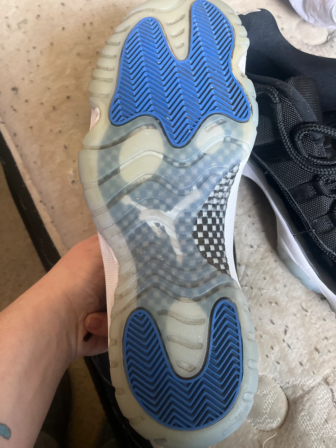 Nike Air Jordan 11 Low Space Jam - photo 2