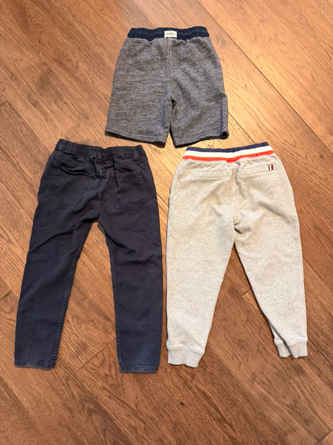 $5 for all!! Boys Pants & Shorts Bundle (size 6) - photo 2