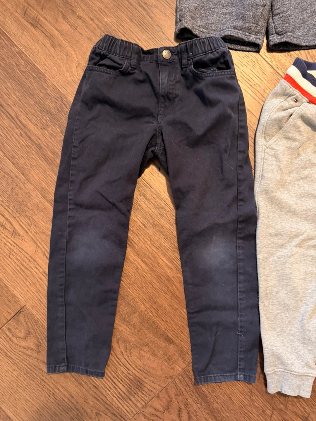 $5 for all!! Boys Pants & Shorts Bundle (size 6) - photo 5