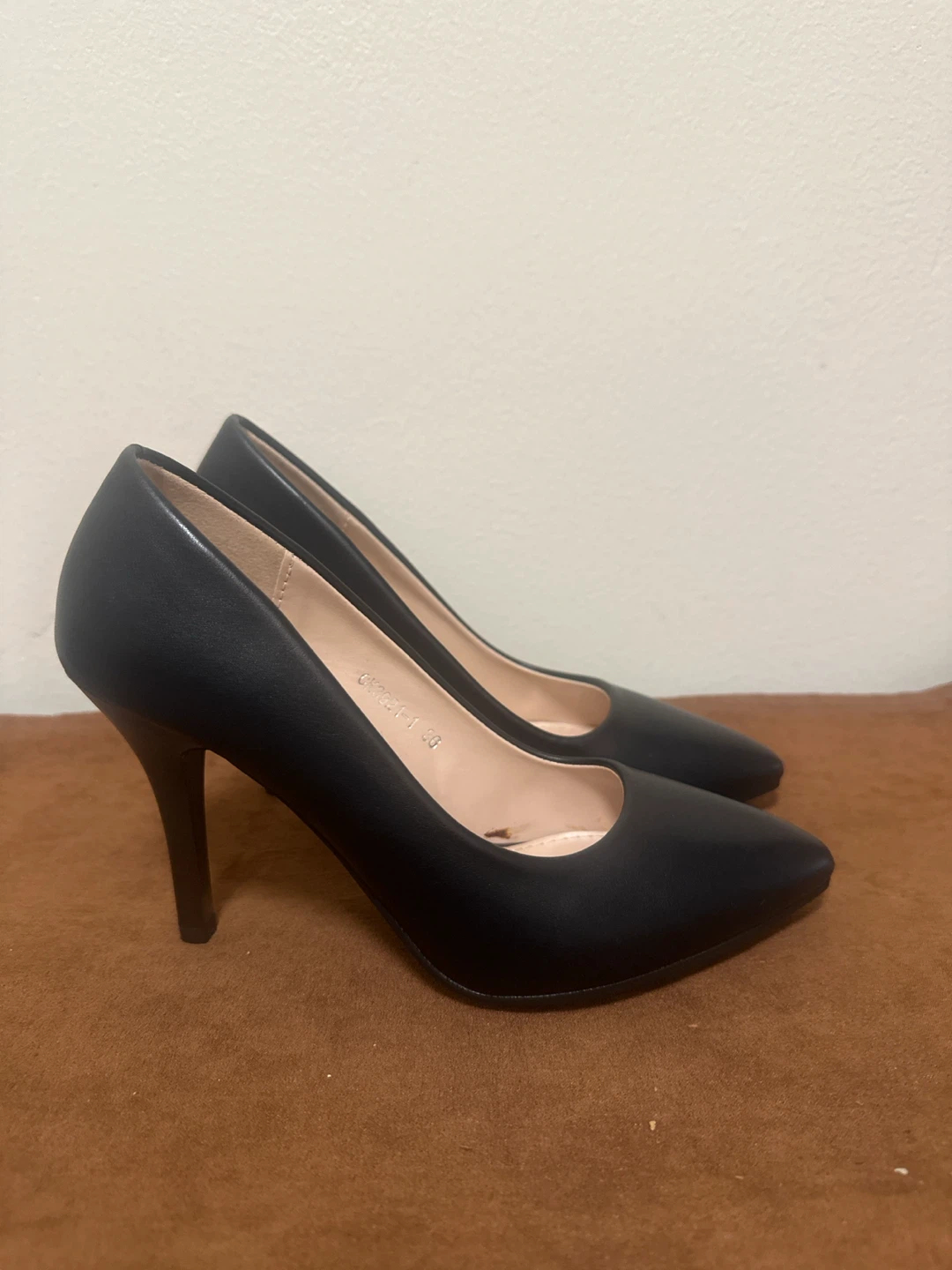 Black Pointed Toe Stiletto Heels - photo 3