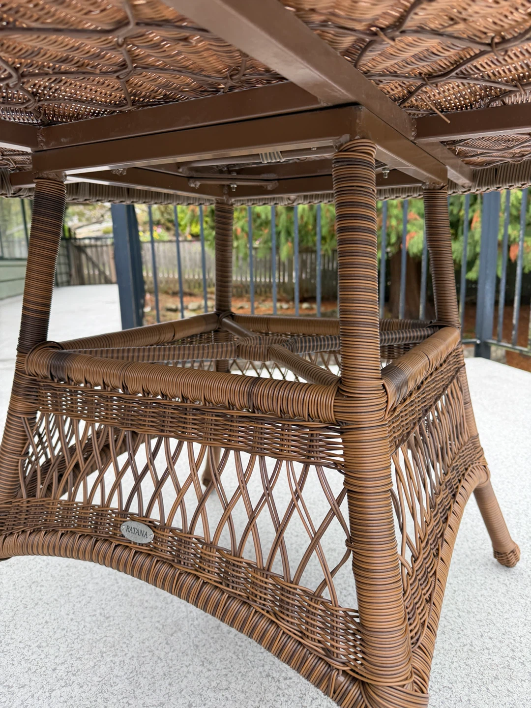 Ratana wicker patio table - photo 2