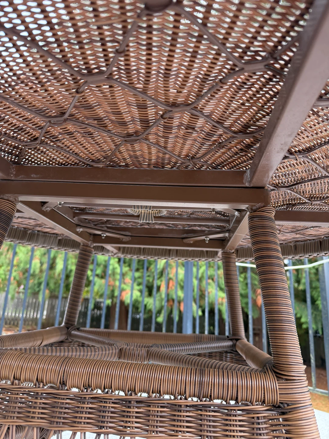 Ratana wicker patio table - photo 4