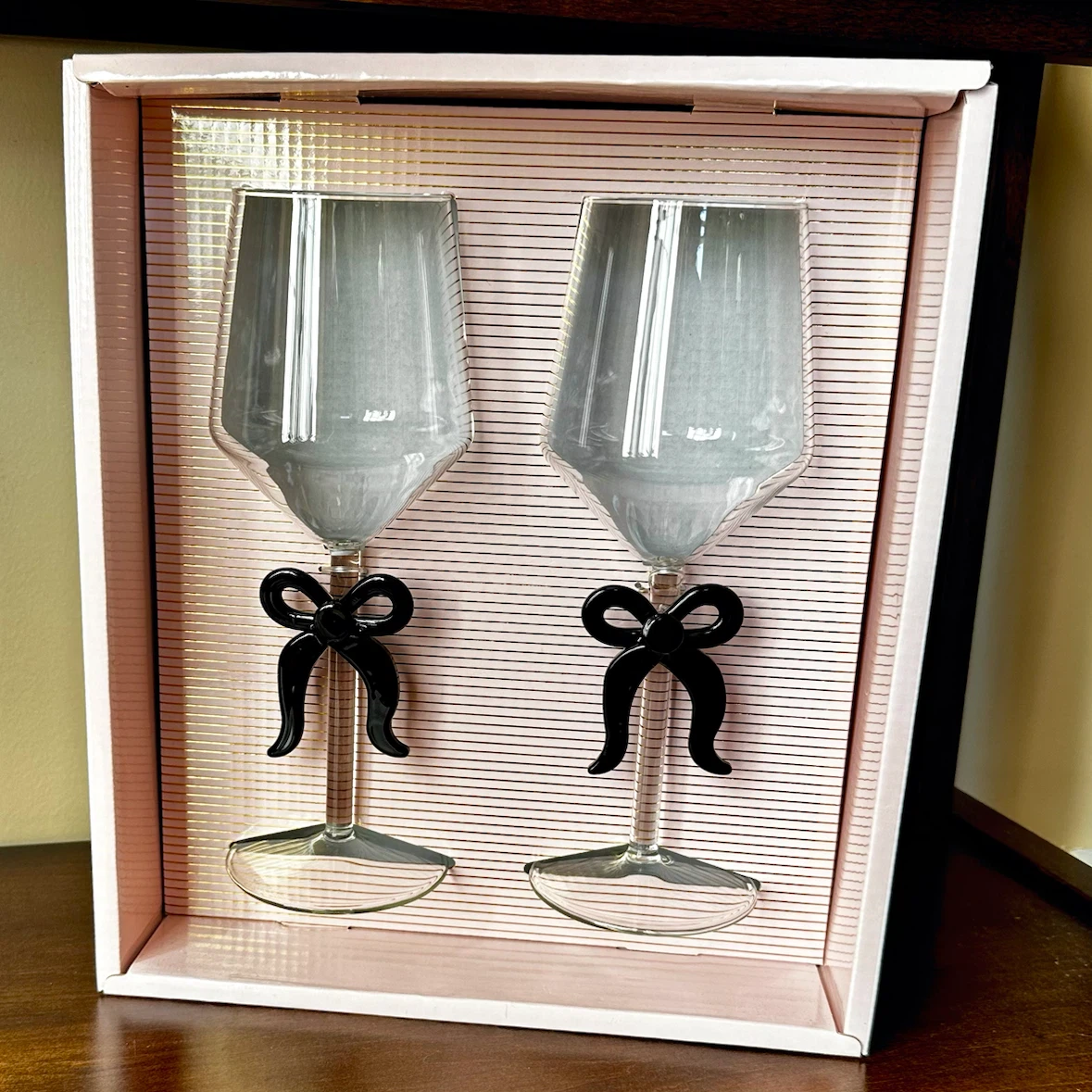 Samantha Pynn Wine Glasses, Set of 2