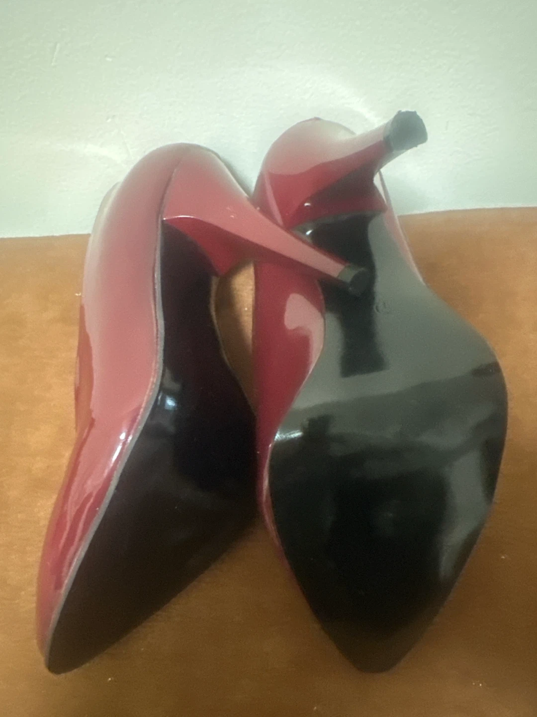 Red Patent Leather Stiletto Heels - photo 4
