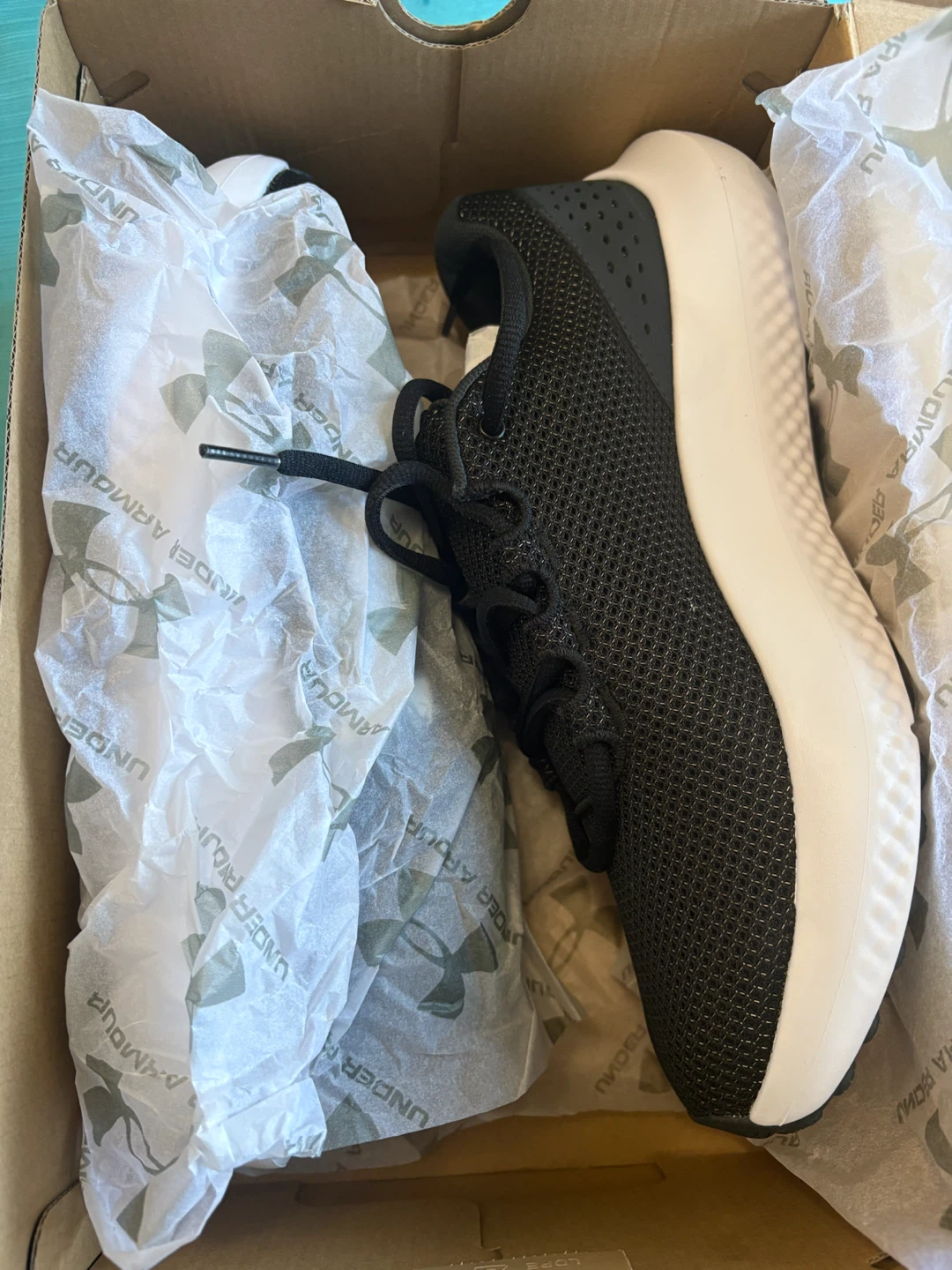 Under Armour Charged Surge 4 Sneakers - Black - photo 4