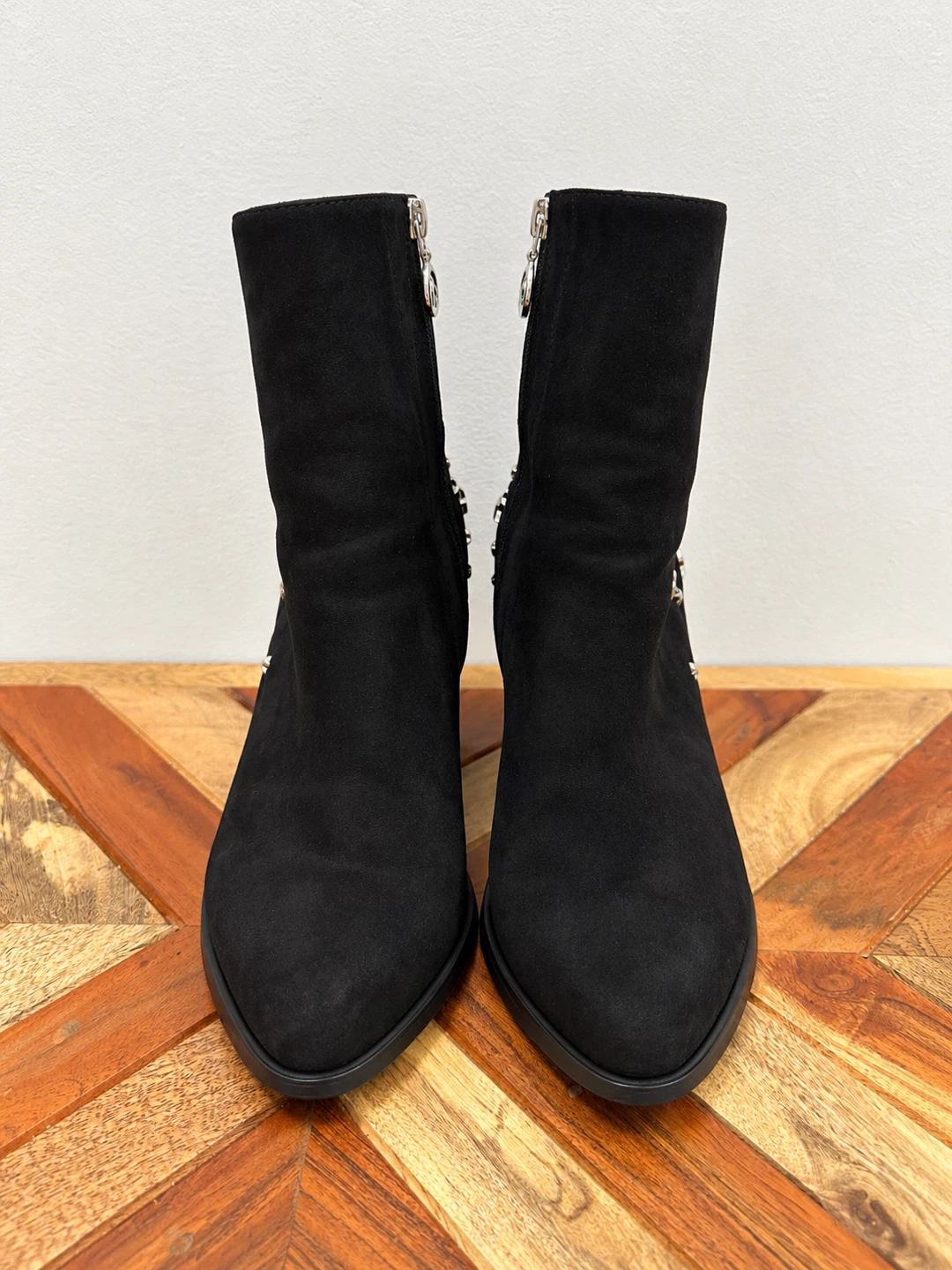 WISHBONE by Browns Shoe | Black Star Studded Ankle Boots