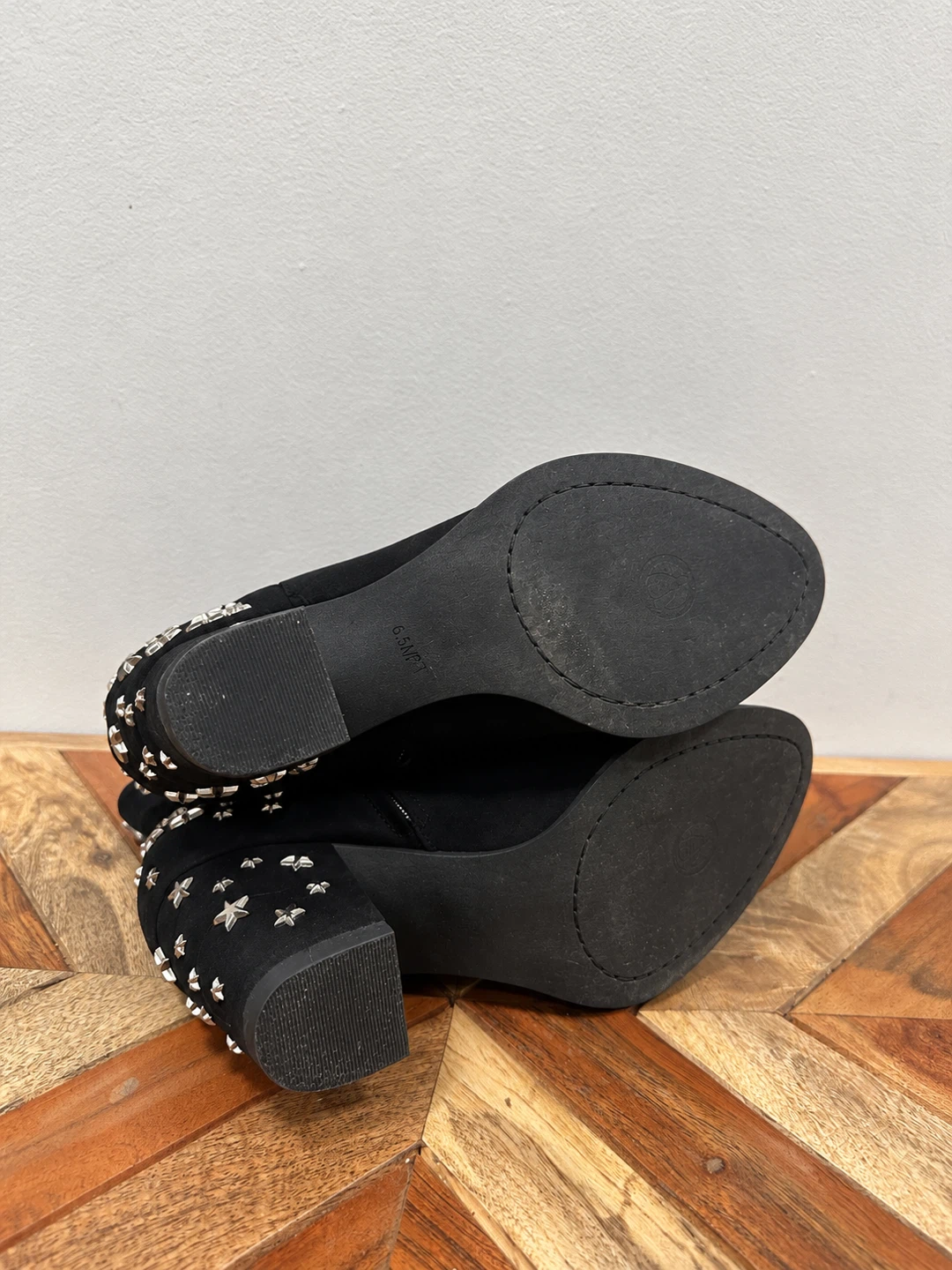 WISHBONE by Browns Shoe | Black Star Studded Ankle Boots - photo 5