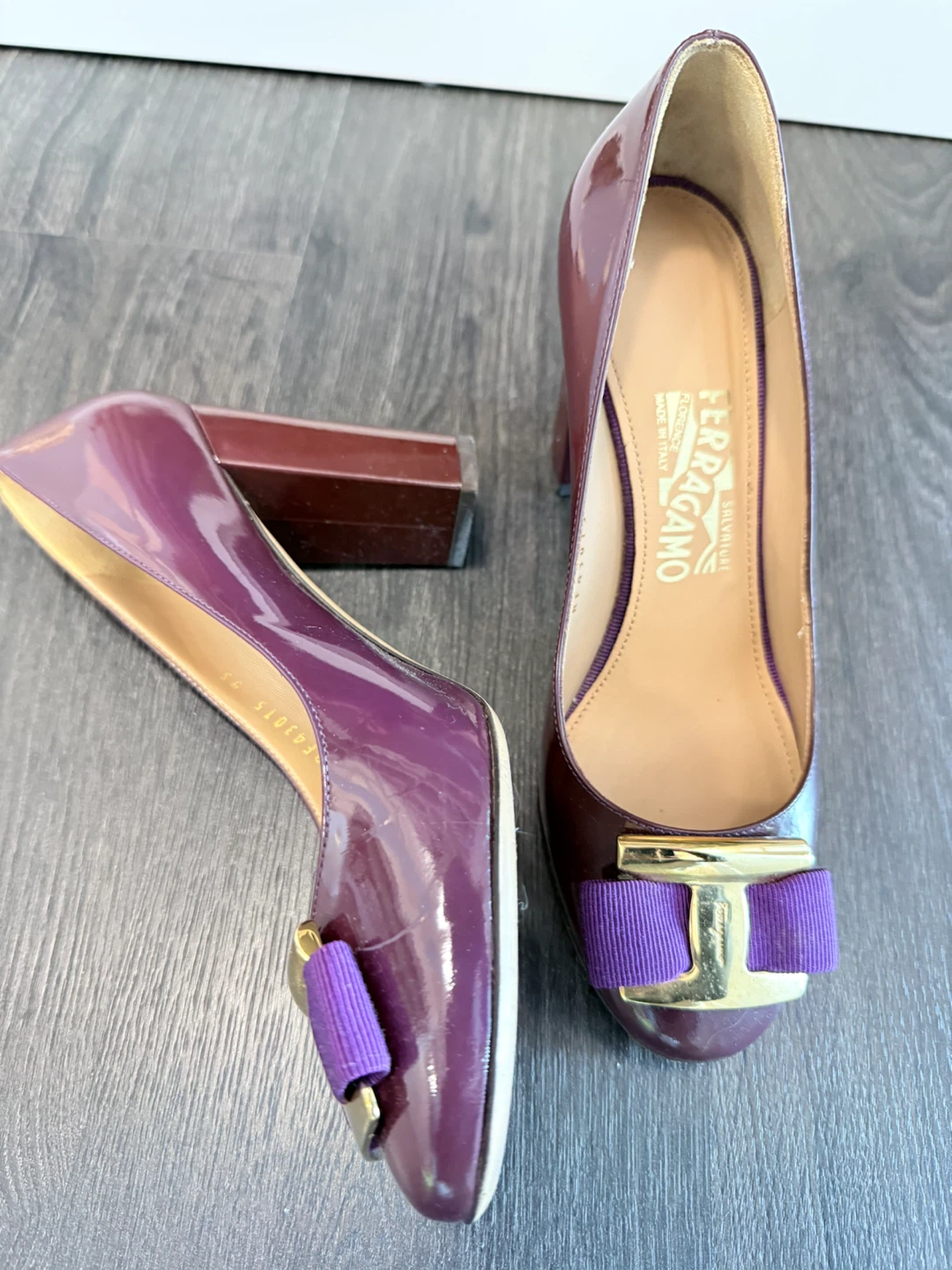 Salvatore Ferragamo Patent Leather Pumps Purple - photo 2