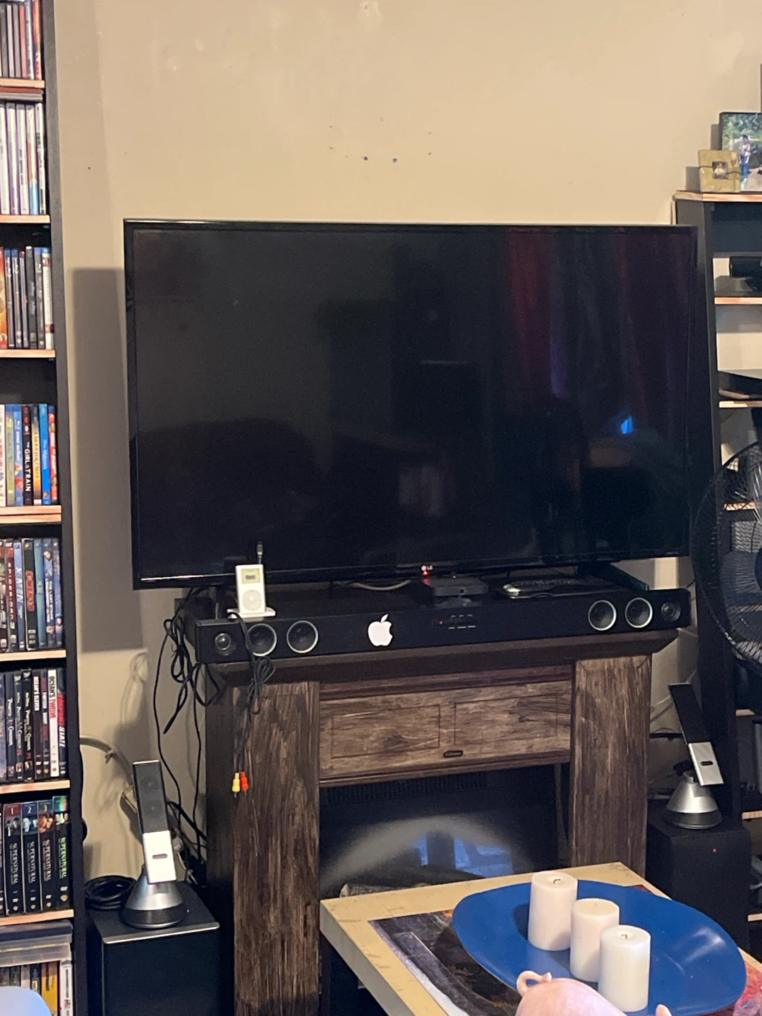 LG 50” Smart Television - photo 3