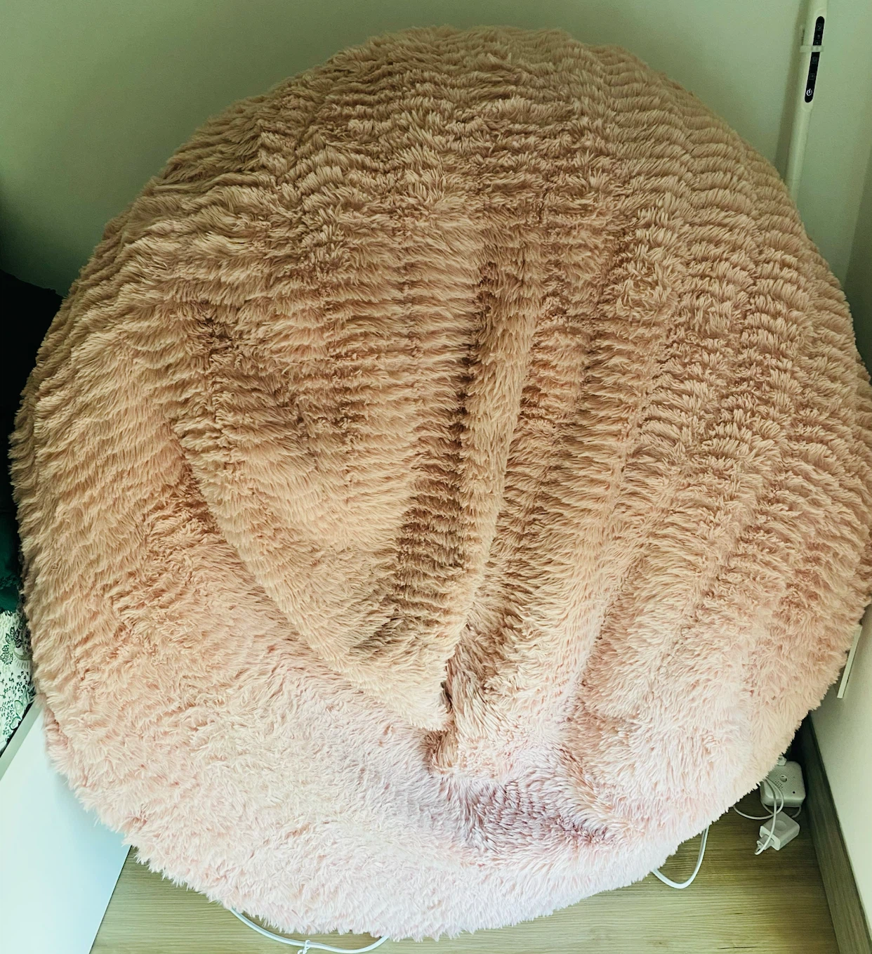Pink Faux Fur Bean Bag Chair - photo 3