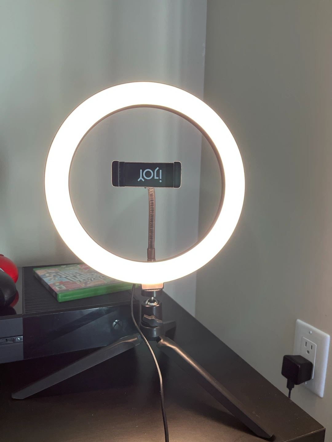 IJOY LED Ring Light with Tripod Stand - photo 3