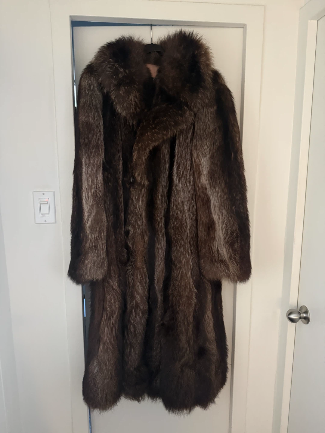 Avenue Furs Ltd. Full Length Raccoon Fur Coat - photo 3