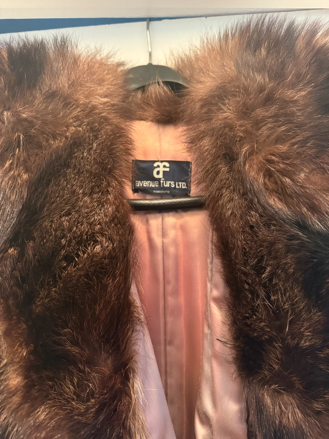 Avenue Furs Ltd. Full Length Raccoon Fur Coat - photo 4