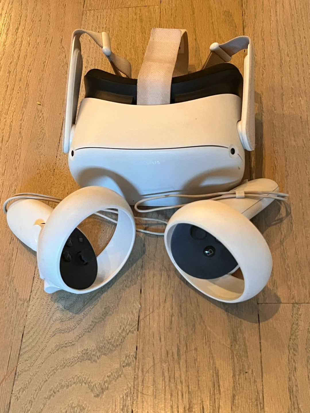 Meta Quest 2 All-In-One VR Headset - 128GB (With Controllers)
