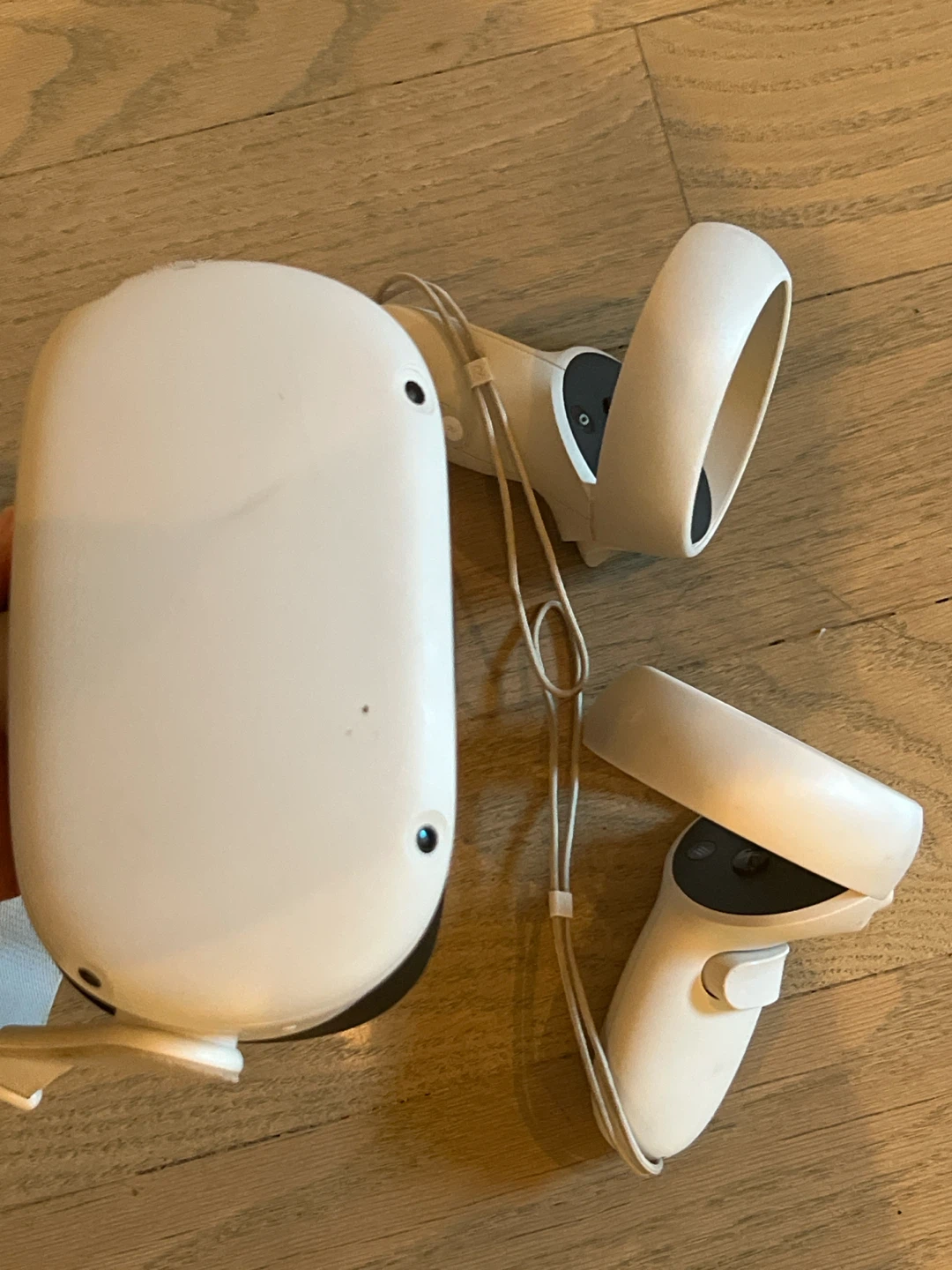 Meta Quest 2 All-In-One VR Headset - 128GB (With Controllers) - photo 5