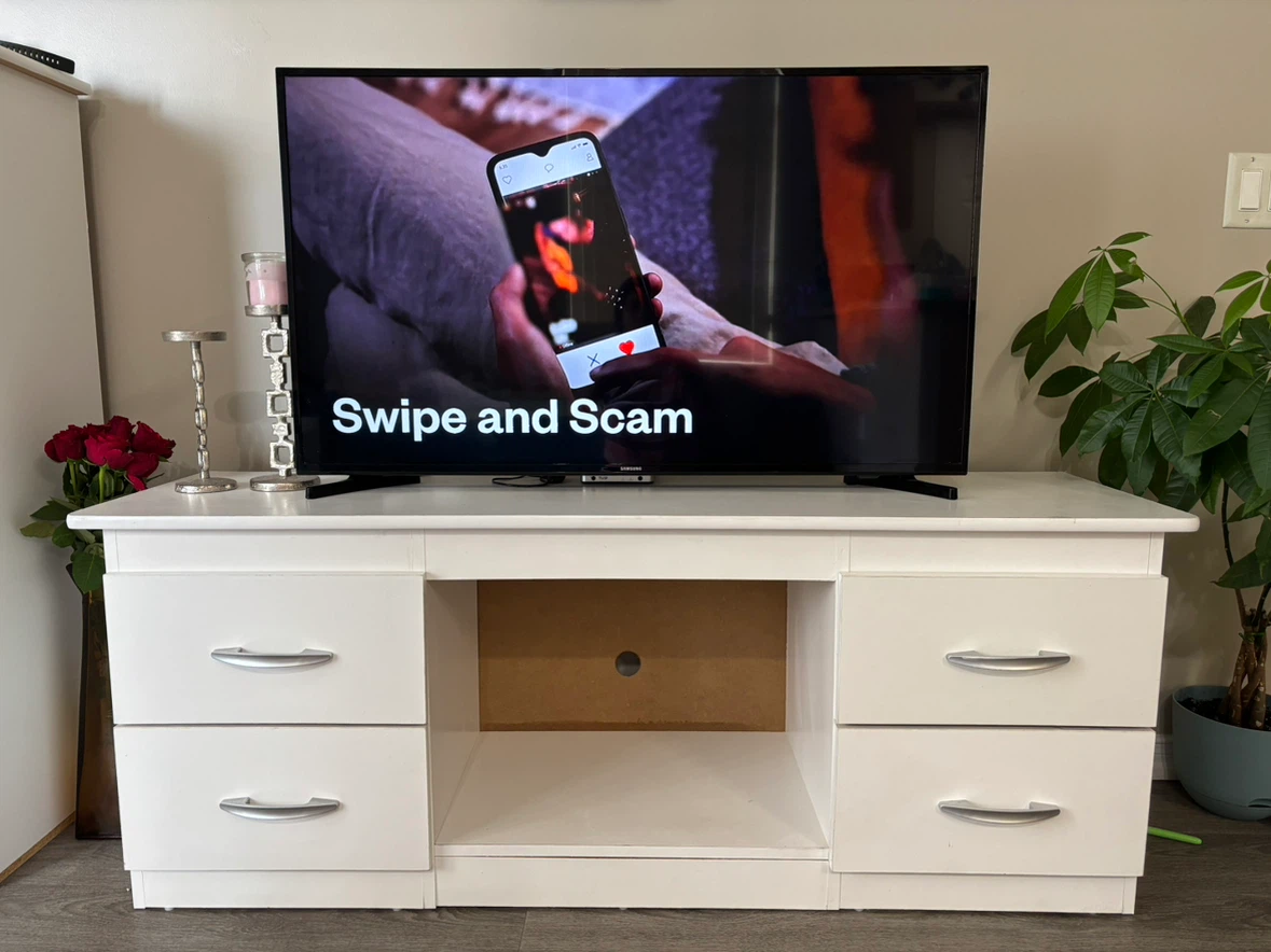 White TV stand with four storage drawers - photo 5
