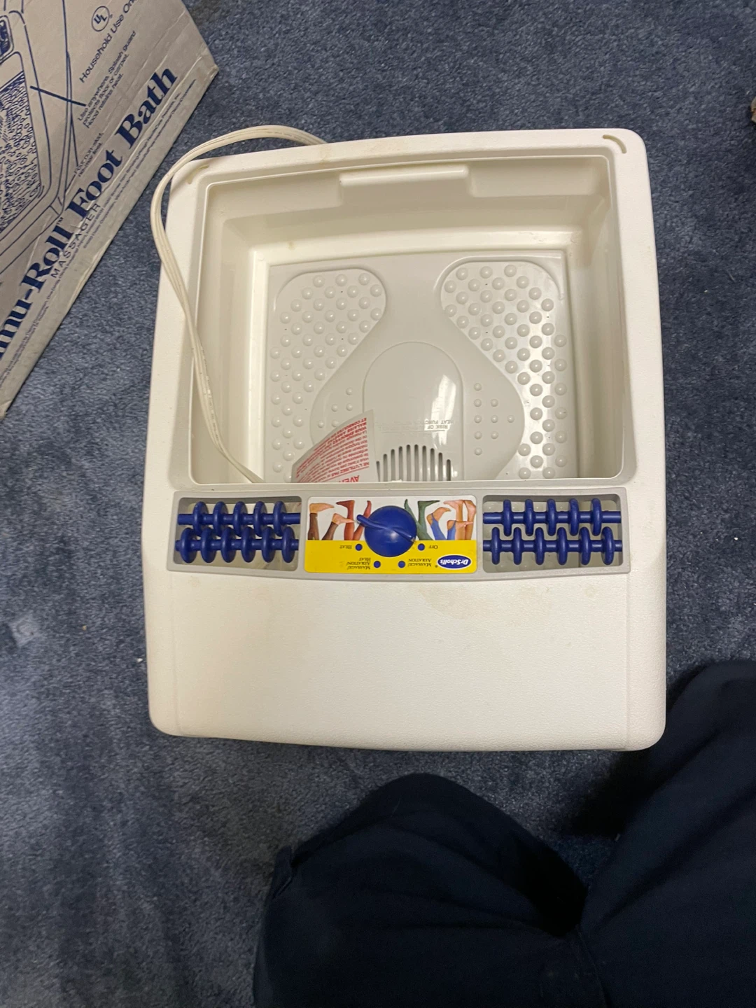 Dr. Scholl's Stimu-Roll Foot Bath Model 66612 - photo 4