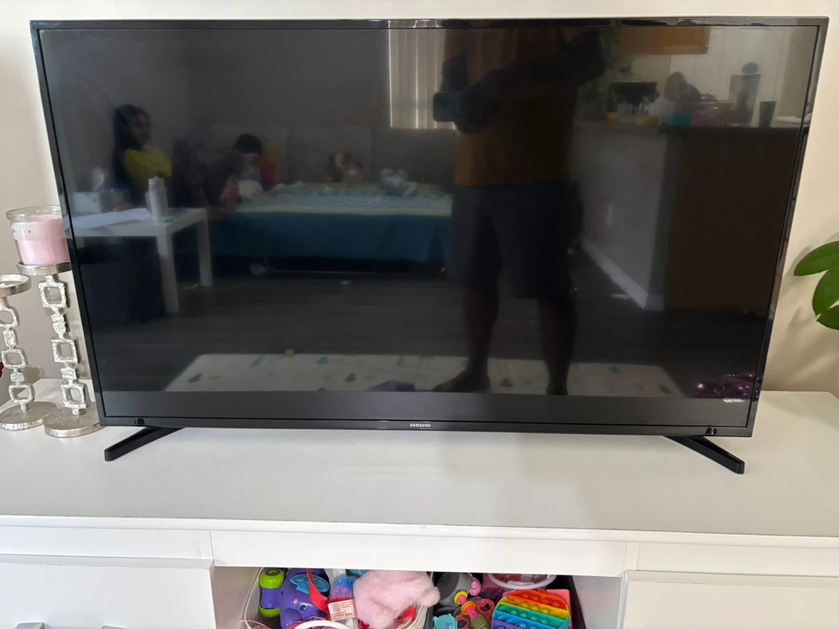 Samsung 43-inch LED Smart TV (UN43N5300) - photo 3