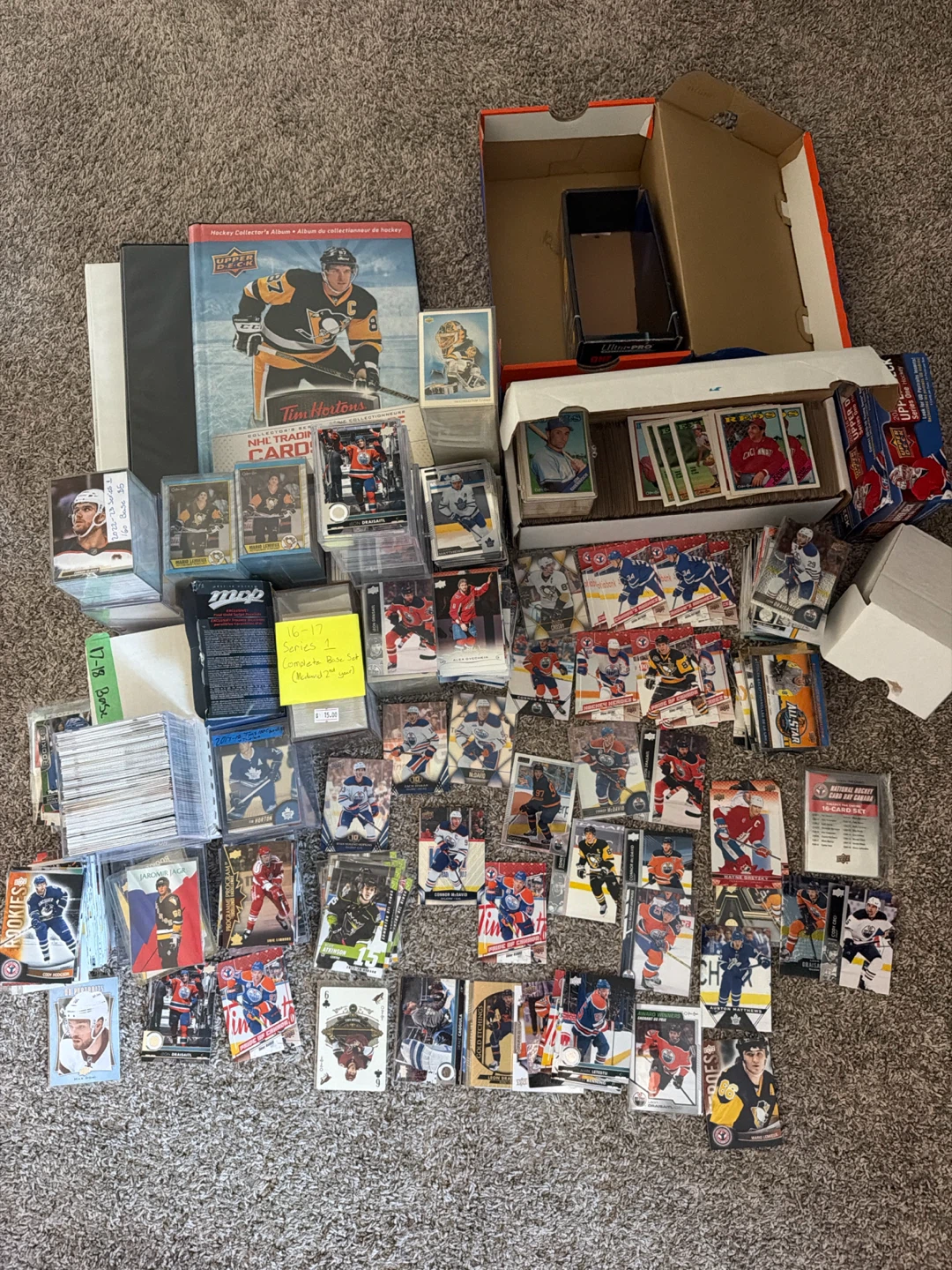 Hockey card collection
