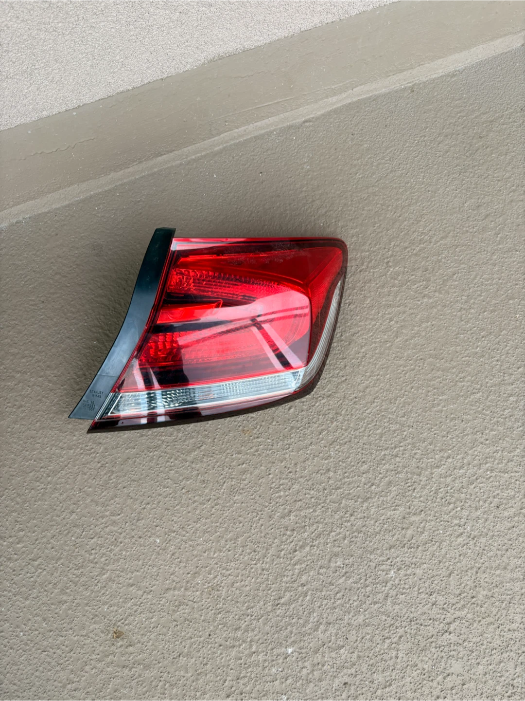 Honda Civic 2015 Right Side Taillight (Passenger) - OEM, Used