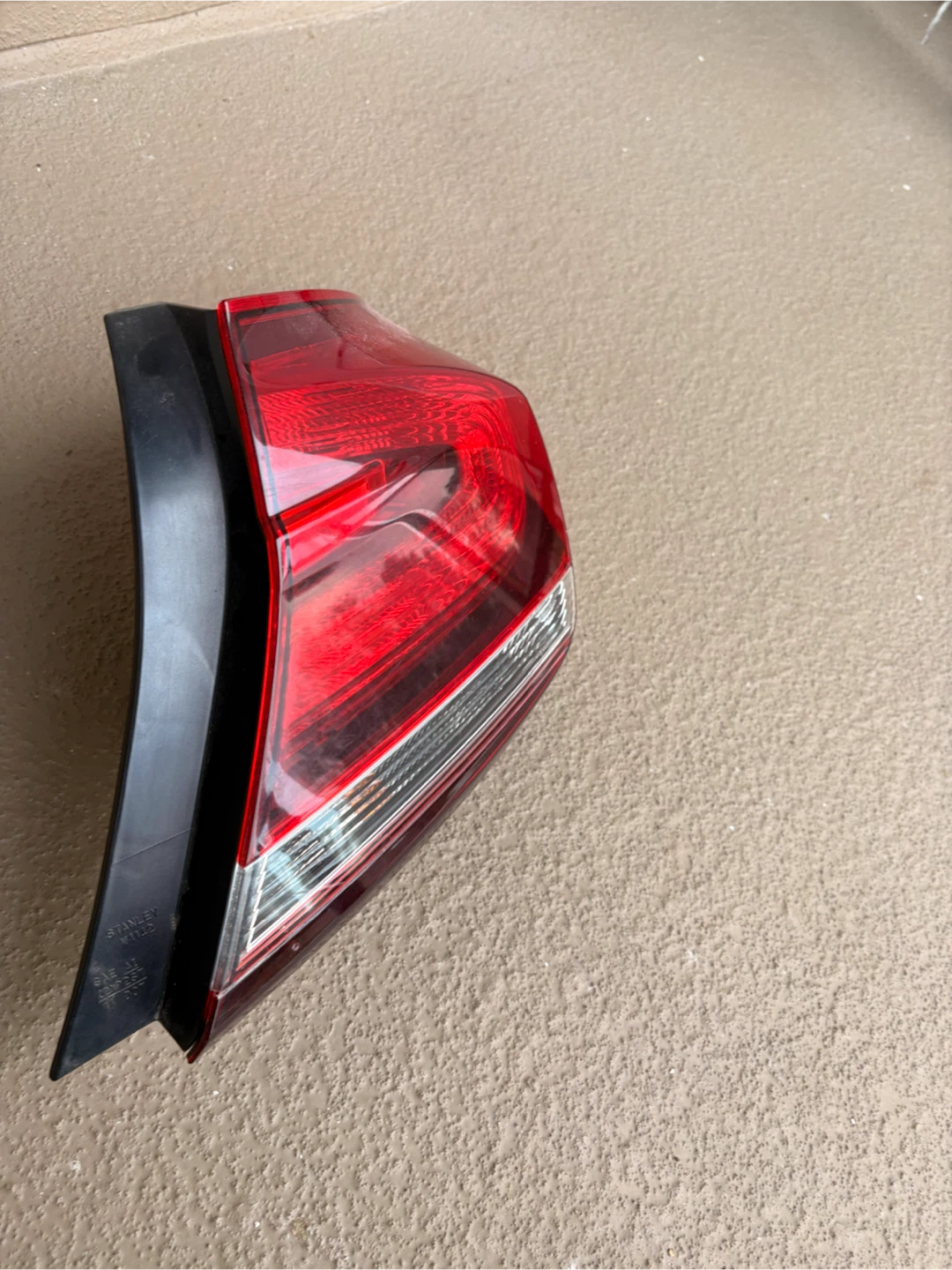 Honda Civic 2015 Right Side Taillight (Passenger) - OEM, Used - photo 2