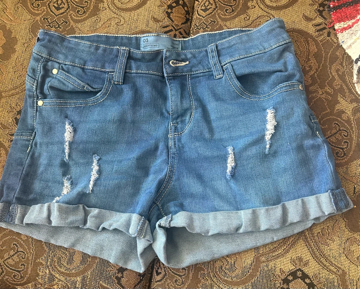 EightyTwo Denim Shorties Size 03