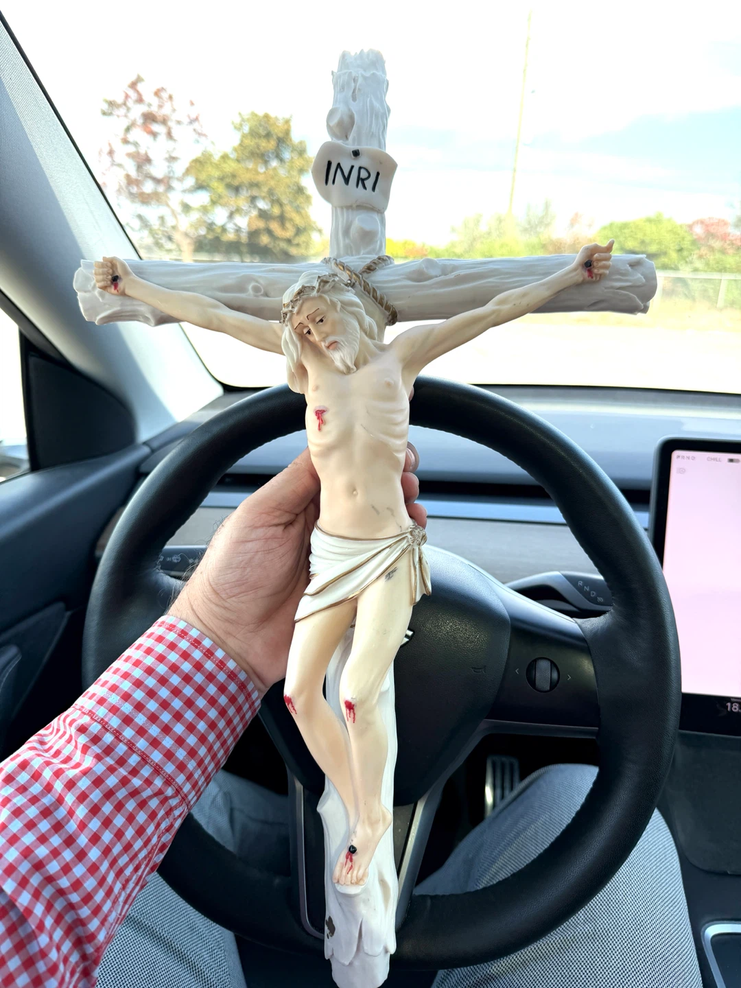 Wall Crucifix with INRI Plaque - photo 3