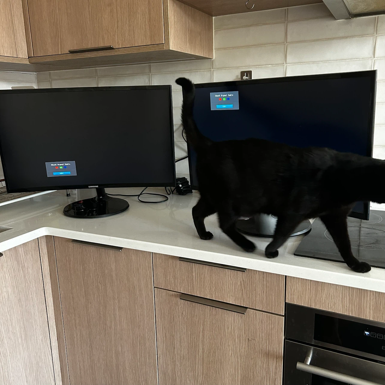 Samsung CF390 27-inch Curved Monitor - photo 3