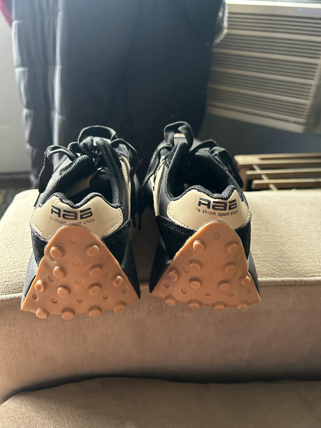 RAA Fashion Sport Shoes Black and Beige - photo 2