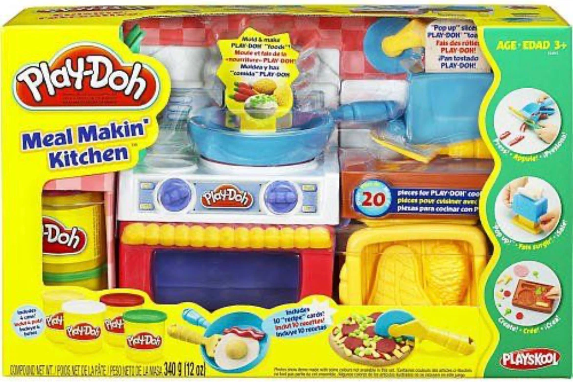 Play-Doh Meal Makin' Kitchen Playset