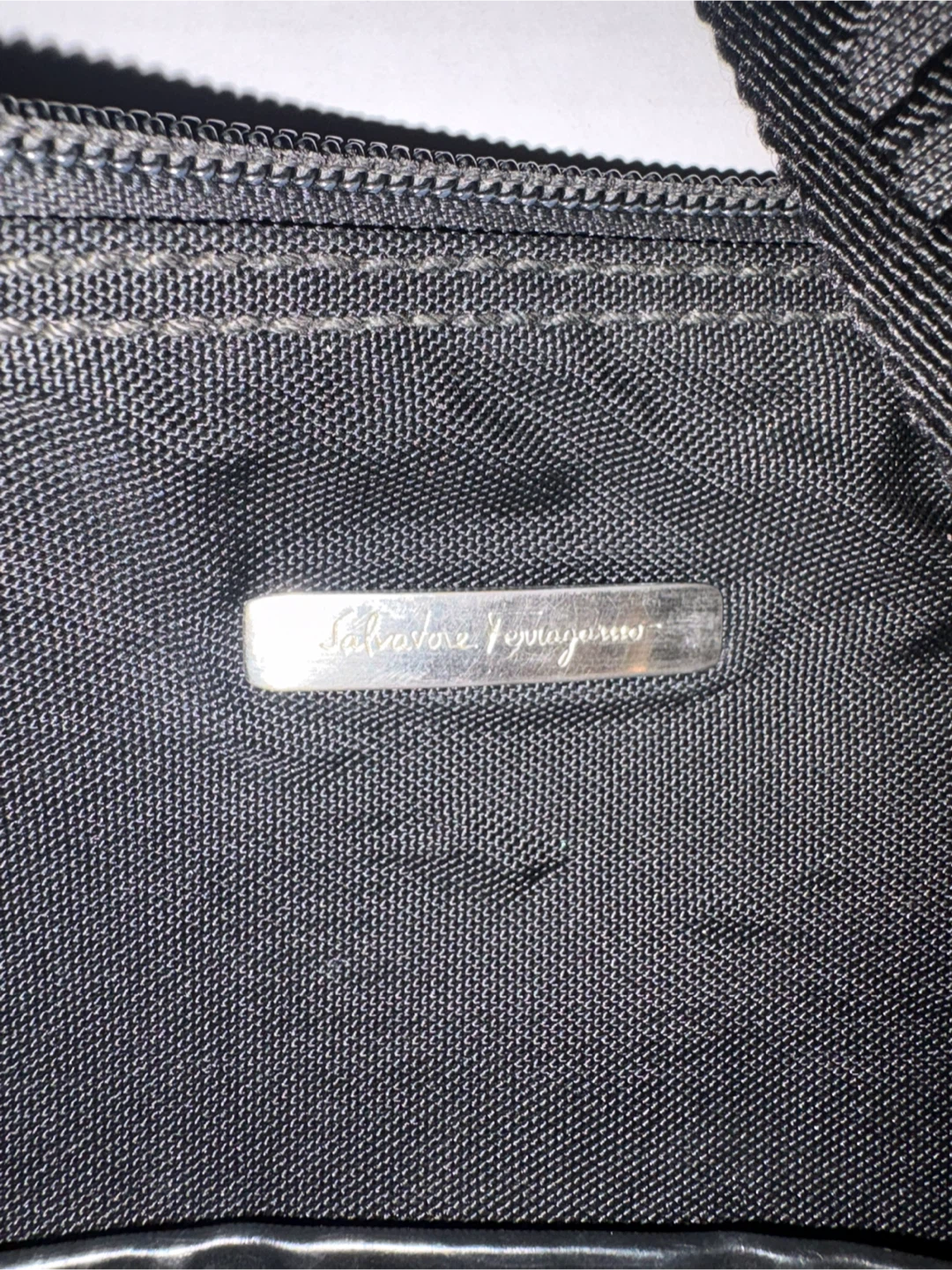 Authentic Salvatore Ferragamo Messenger Bag - photo 4