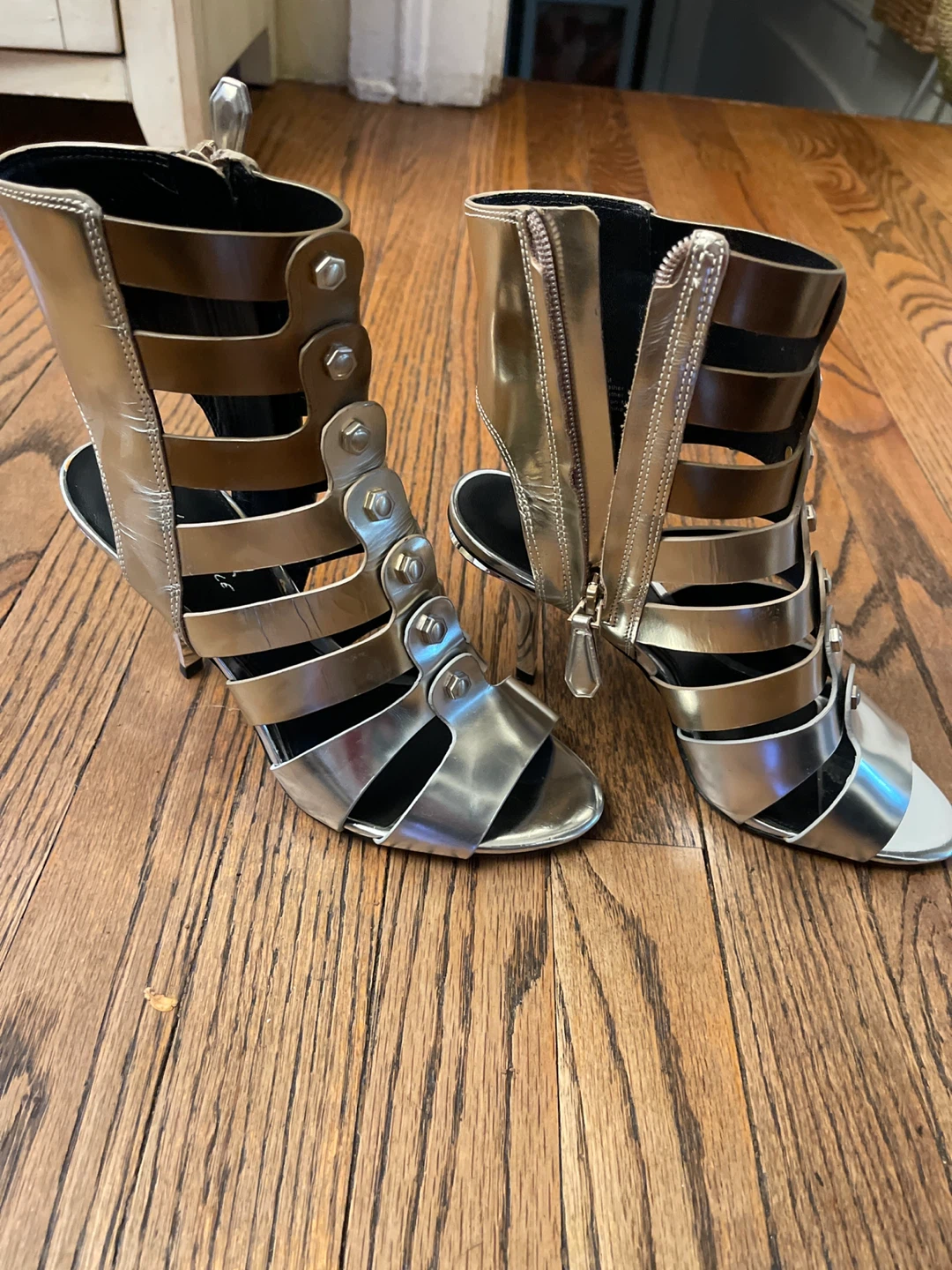 Kenneth Cole Metallic Gladiator Heels - photo 3