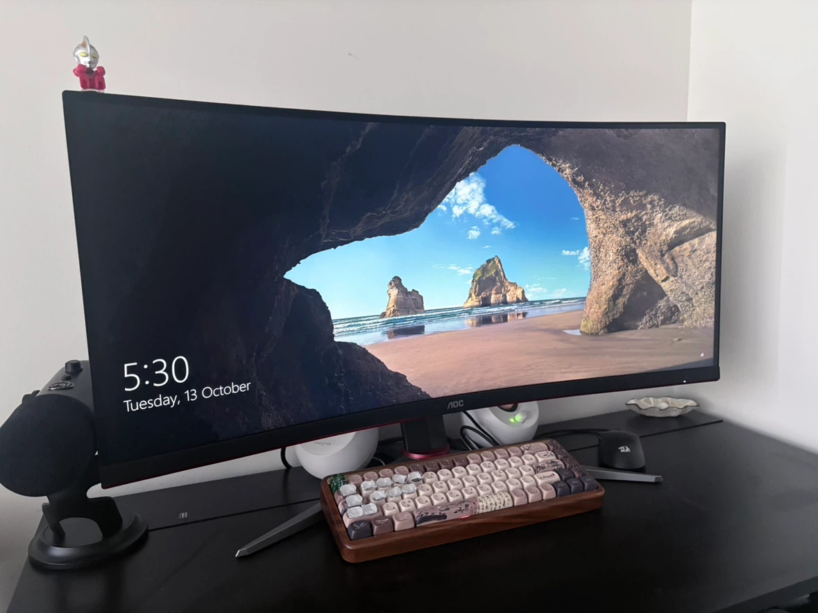 AOC Ultrawide Curved Monitor