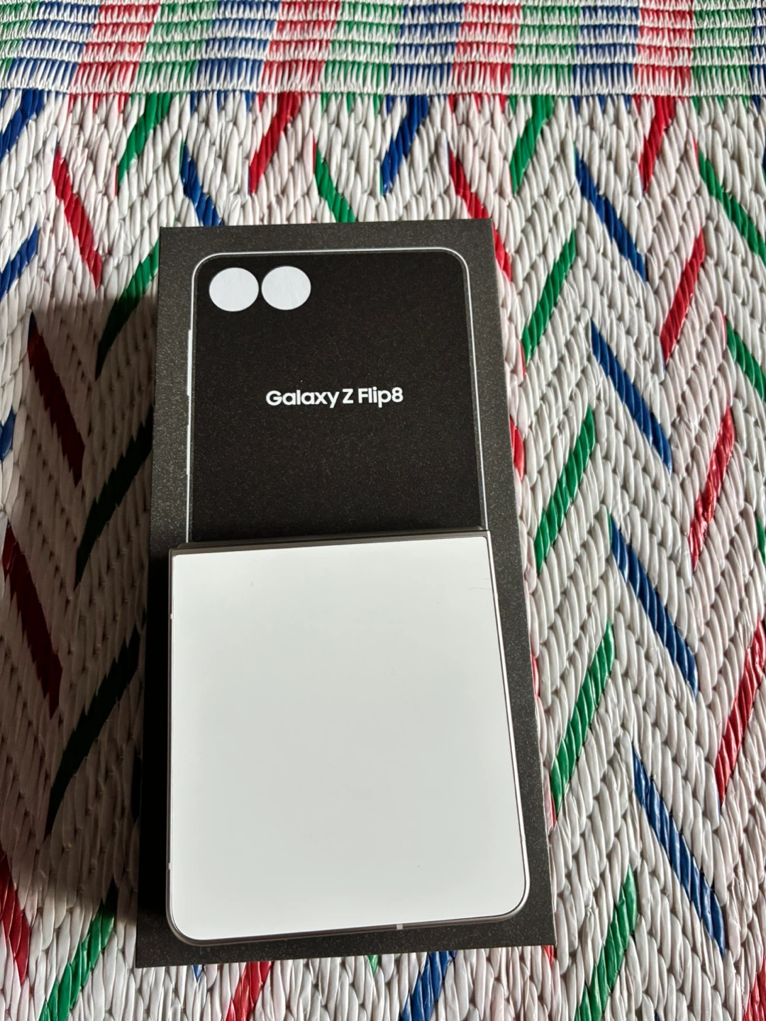 Samsung Galaxy Z Flip8 cream 512 gb - photo 3
