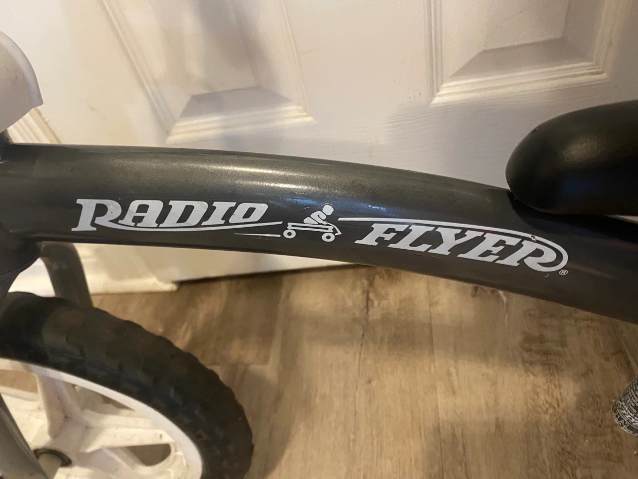 Radio Flyer glide & go balance bike - photo 3