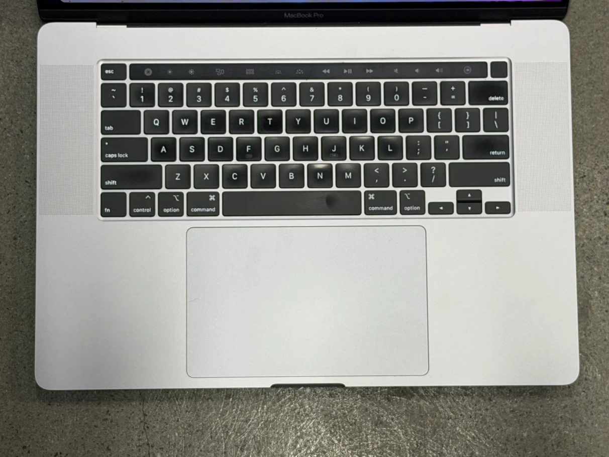 2019 Apple MacBook Pro 16inch | Excellent Condition - photo 4