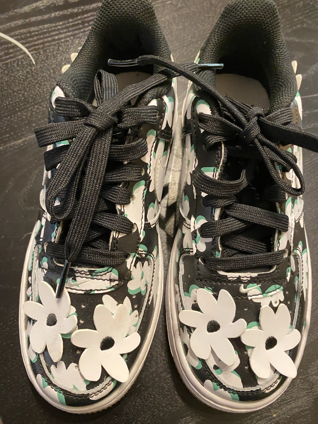Nike Air Force 1 Floral Sneakers