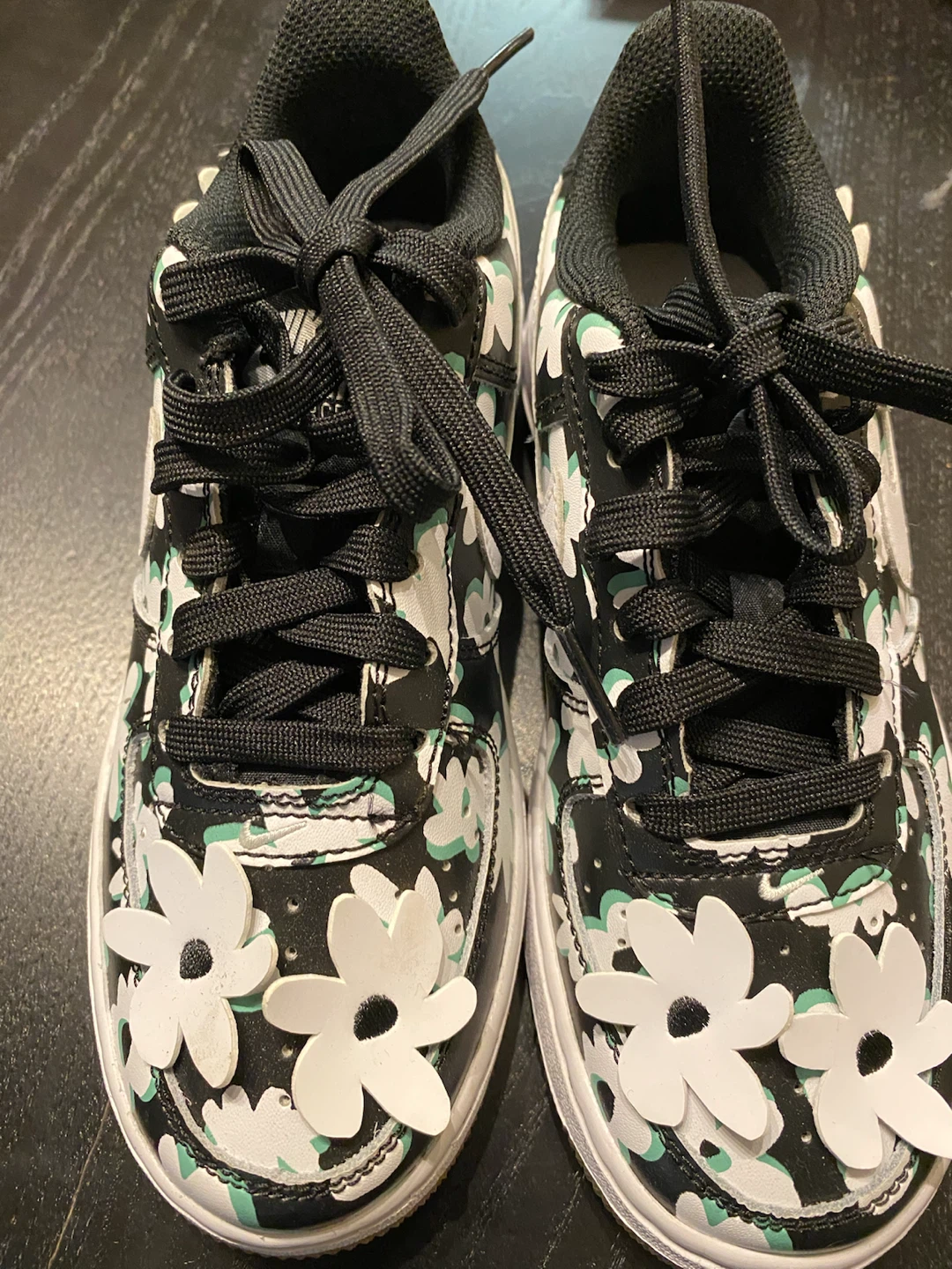 Nike Air Force 1 Floral Sneakers - photo 4